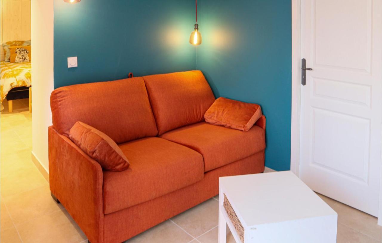 Gorgeous Apartment In Villes Sur Auzon With Wifi Екстериор снимка